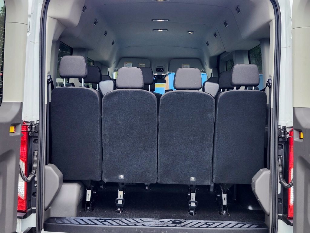 Certified 2025 Ford Transit 350 XLT RWD image 30