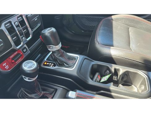 Used 2020 Jeep Wrangler Unlimited Rubicon w/ Quick Order Package 28Y Recon AWD/4WD image 17