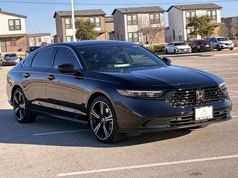 Certified 2025 Honda Accord Sport image 8