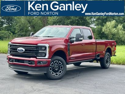 New 2025 Ford F350 Platinum w/ FX4 Off-Road Package