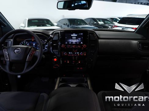 Used 2024 Nissan Titan SV w/ SV Bronze Edition Package AWD/4WD image 32