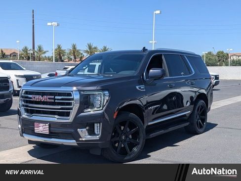 Used 2023 GMC Yukon SLT image 1