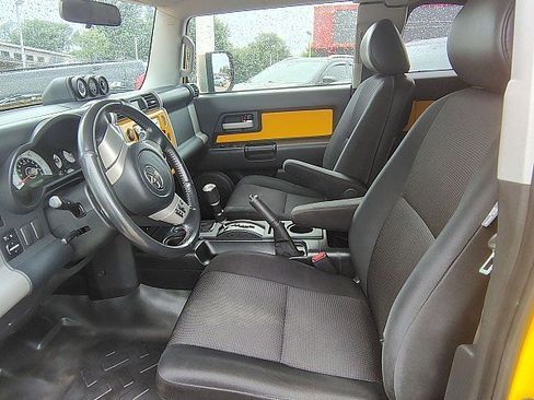 Used 2007 Toyota FJ Cruiser 4WD image 15