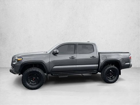 Used 2023 Toyota Tacoma TRD Off-Road image 4