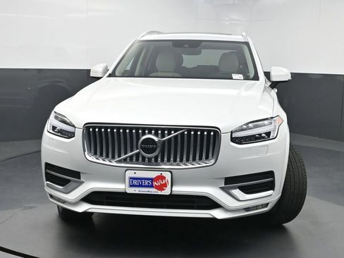 Used 2022 Volvo XC90 T6 Inscription w/ Climate Package image 42