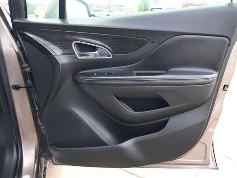 Used 2015 Buick Encore Convenience FWD image 35