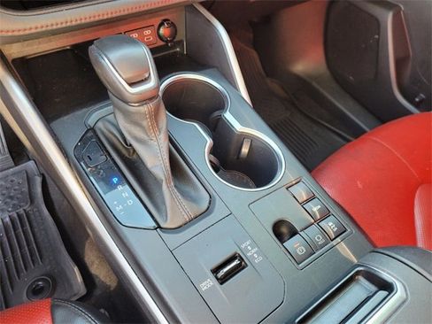 Used 2023 Toyota Highlander XSE image 26