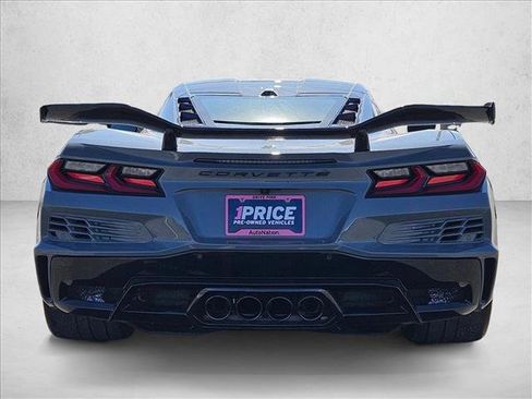 Used 2025 Chevrolet Corvette Z06 w/ Z07 Performance Package image 6
