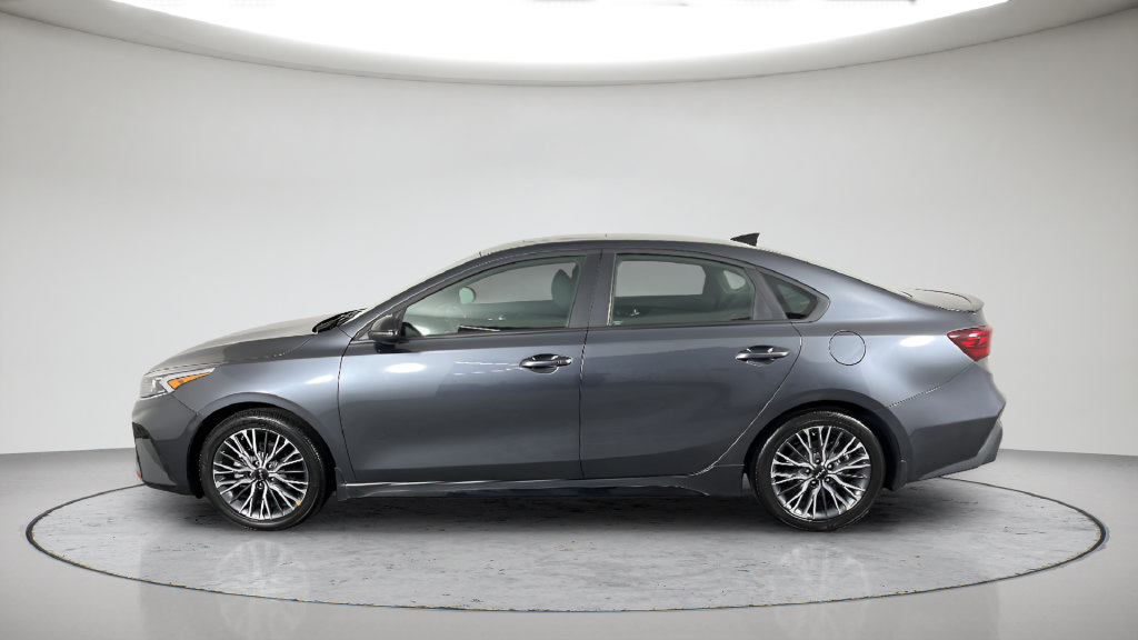 Used 2024 Kia Forte GT-Line w/ GT-Line Premium Package FWD image 12