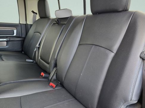 Used 2018 RAM 2500 Laramie w/ Convenience Group AWD/4WD image 31
