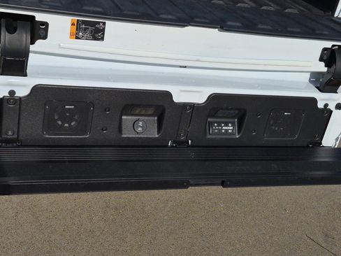 Certified 2023 GMC Sierra 1500 AT4X AWD/4WD image 10
