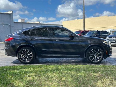 Used 2019 BMW X4 xDrive30i w/ M Sport Package 2 image 9