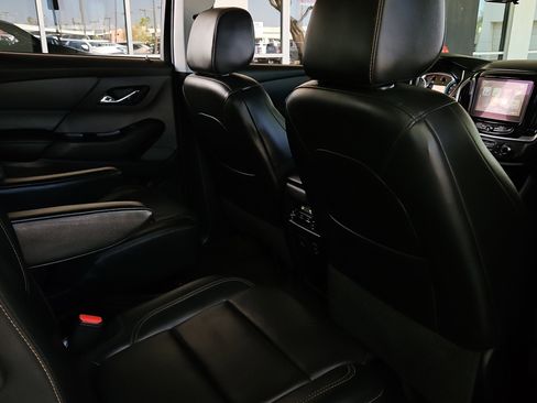 Used 2019 Chevrolet Traverse RS w/ LPO, Cargo Package image 23