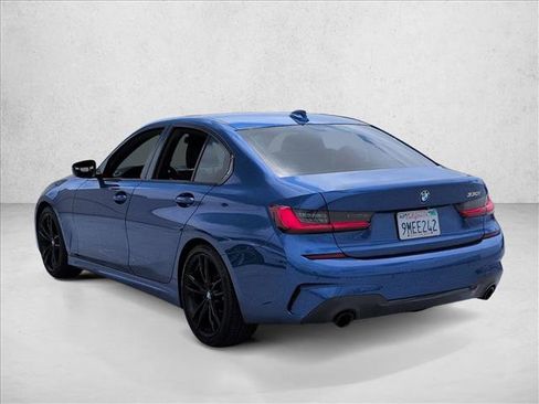 Used 2021 BMW 330i Sedan w/ M Sport Package RWD image 7