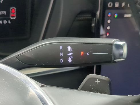 Used 2025 GMC Terrain Elevation w/ Elevation Premium Package image 37