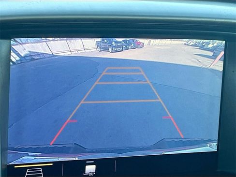 Used 2021 GMC Canyon Denali image 14