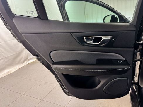 Used 2019 Volvo S60 T6 R-Design AWD/4WD image 16