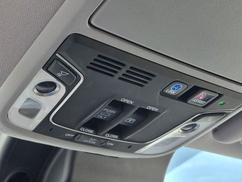 Used 2022 Honda Pilot Elite image 13