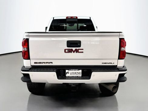 Used 2017 GMC Sierra 2500 Denali w/ Duramax Plus Package AWD/4WD image 6