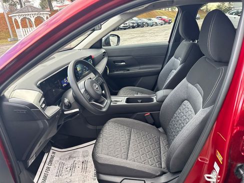 New 2026 Nissan Kicks SV w/ SV Premium Package image 10