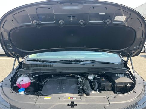 Used 2026 Kia Carnival FWD image 34