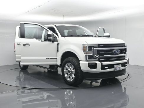 Used 2022 Ford F250 Platinum w/ FX4 Off-Road Package AWD/4WD image 36