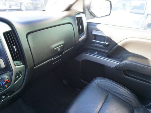 Used 2019 Chevrolet Silverado 1500 LT w/ All Star Edition image 21