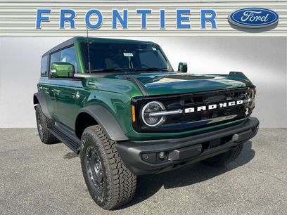 New 2025 Ford Bronco Outer Banks
