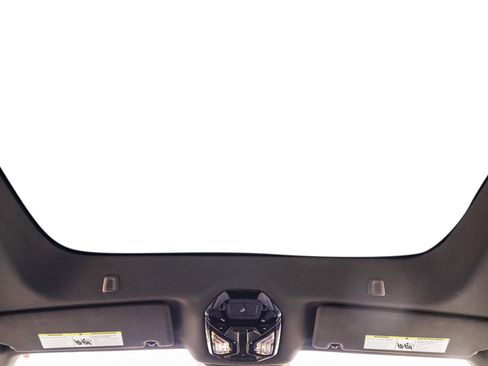 Used 2025 BMW iX xDrive50 image 17