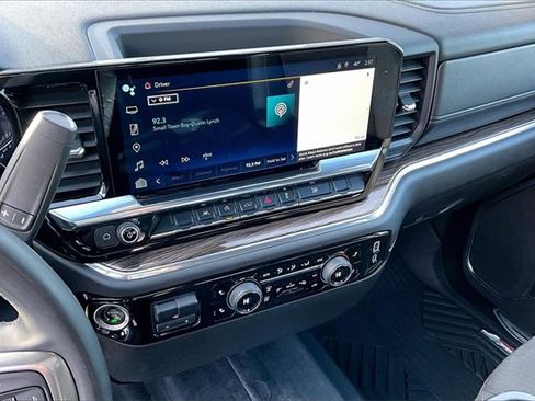 Used 2024 Chevrolet Silverado 1500 RST image 6