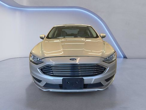 Used 2017 Ford Fusion S FWD image 2