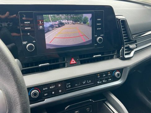 Certified 2023 Kia Sportage LX AWD/4WD image 20