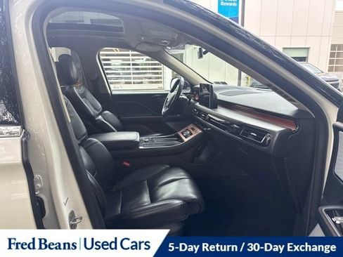 Used 2020 Lincoln Aviator Reserve w/ Equipment Group 202A AWD/4WD image 23