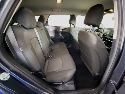 Used 2024 Kia Sportage LX image 26