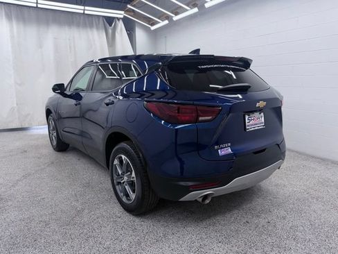 Used 2023 Chevrolet Blazer LT w/ Driver Confidence Package FWD image 4