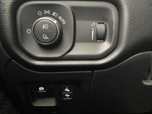 New 2026 RAM 1500 Big Horn AWD/4WD image 18