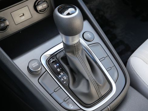 Certified 2023 Hyundai Kona SEL image 25