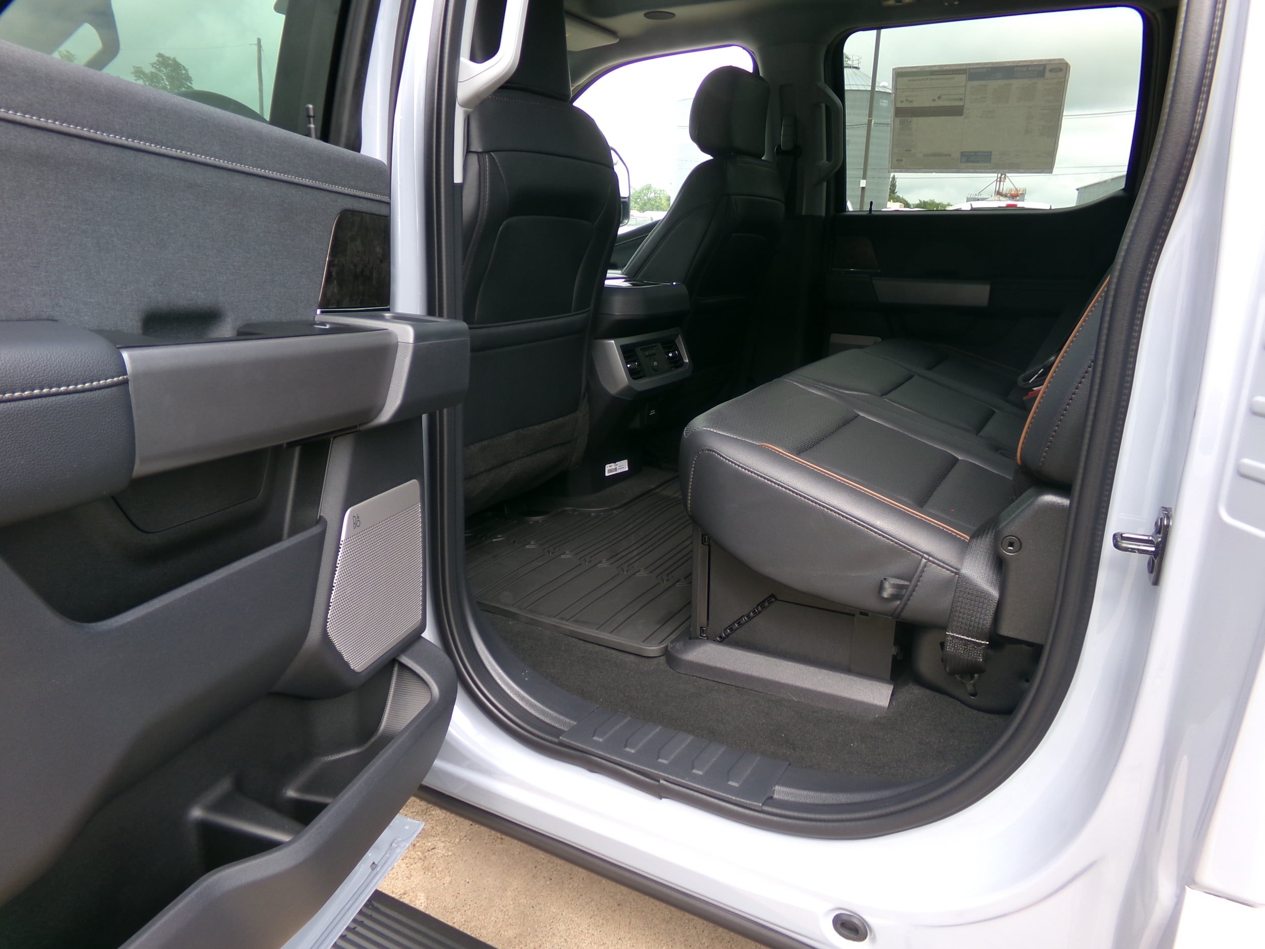 New 2025 Ford F250 Lariat w/ Lariat Ultimate Package AWD/4WD image 10