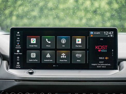 Used 2023 Honda Accord Touring image 14