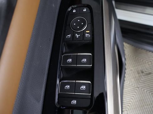Used 2024 Nissan Pathfinder Platinum w/ Lighting Package (N93) AWD/4WD image 37
