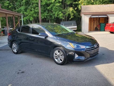 Used 2019 Hyundai Elantra SEL w/ Cargo Package FWD image 8