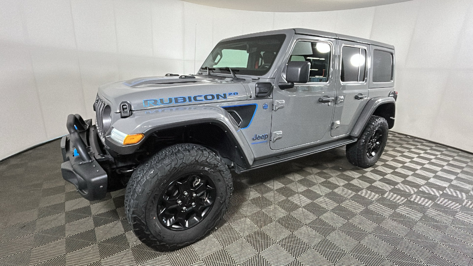 Used 2023 Jeep Wrangler Unlimited Rubicon 4xe AWD/4WD image 8