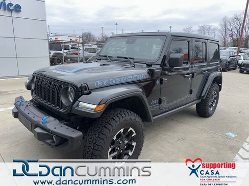 Used 2024 Jeep Wrangler Unlimited Rubicon 4xe image 1