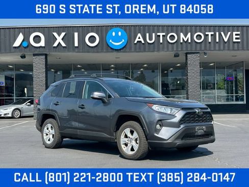 Used 2021 Toyota RAV4 XLE AWD/4WD image 1