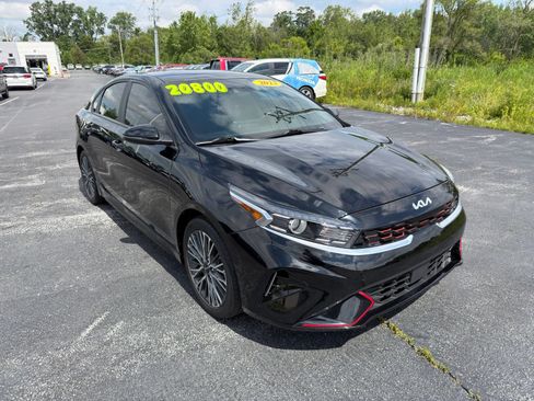 Used 2023 Kia Forte GT-Line w/ GT-Line Technology Package FWD image 9