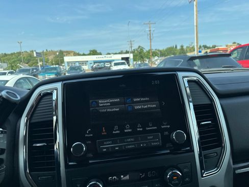 Used 2021 Nissan Titan SV w/ SV Convenience Package AWD/4WD image 50