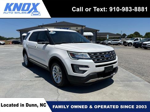 Used 2016 Ford Explorer XLT w/ Equipment Group 202A FWD image 1