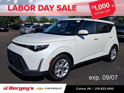 Used 2023 Kia Soul LX w/ Option Group 015