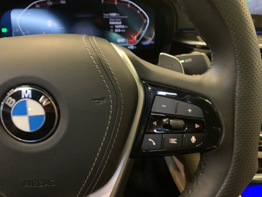Used 2023 BMW 530i w/ Premium Package RWD image 22