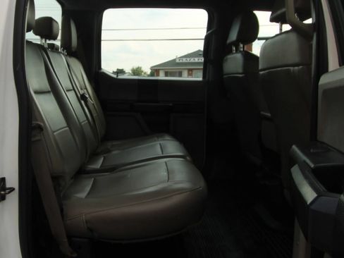 Used 2019 Ford F250 XL w/ Power Equipment Group AWD/4WD image 11